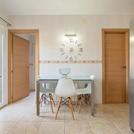 Llastres Holiday home *