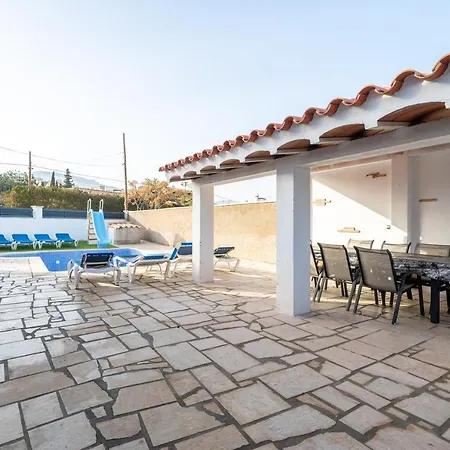 Holiday home Llastres *
